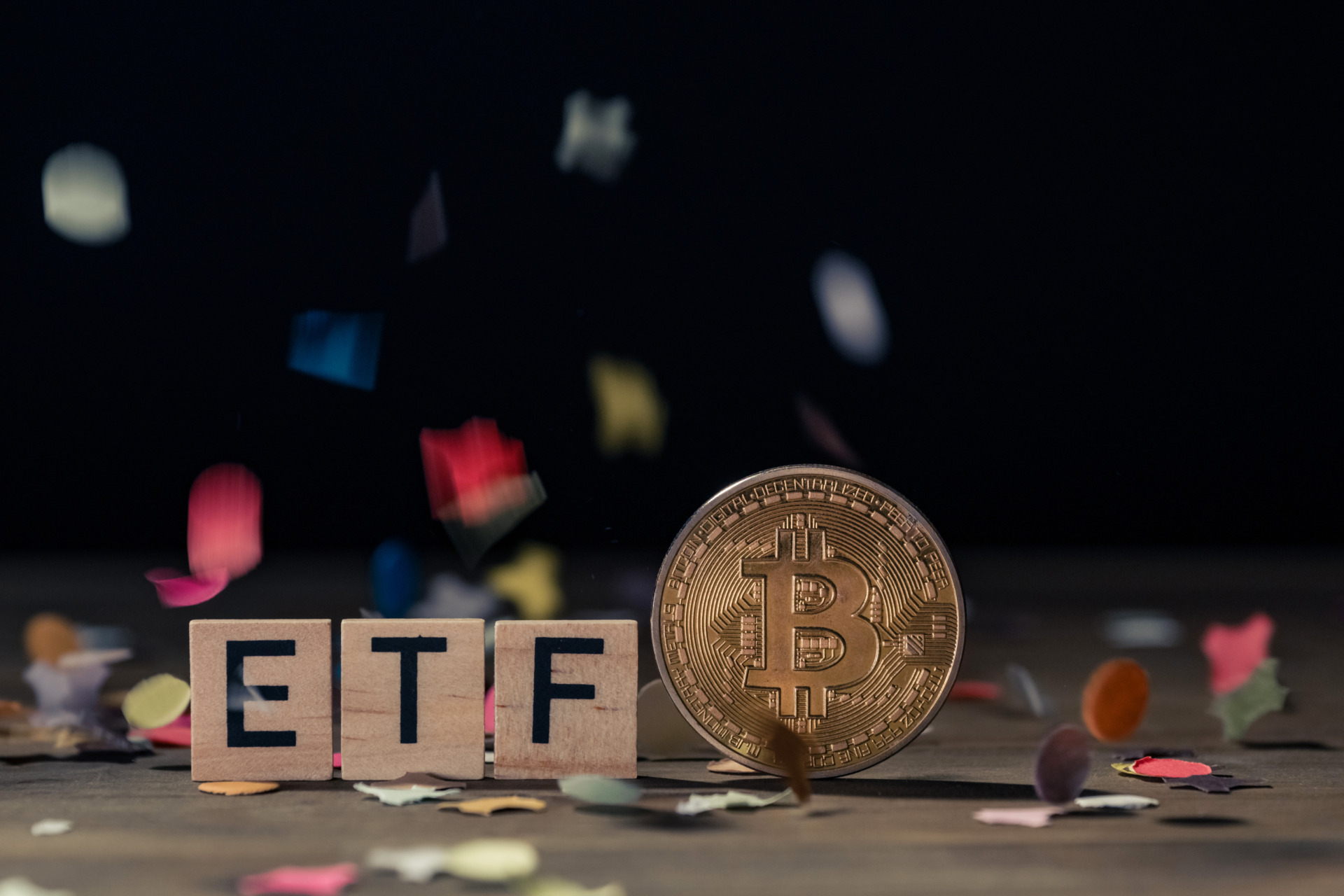 미국 현물 비트코인 ​​ETF 1주년 기념, 그러나 파티는 보류