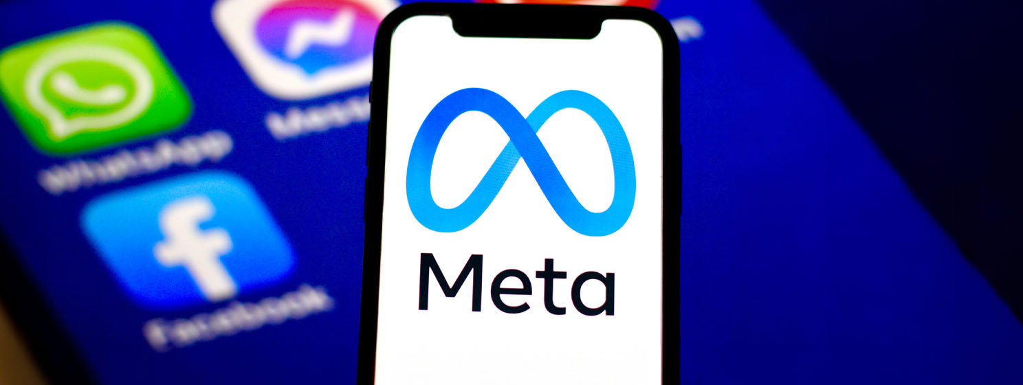 Meta (NASDAQ: META) Ditches Third-Party Fact-Checkers in Favor of Community Notes