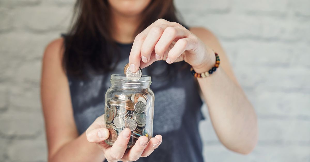 Les Britanniques sont invités à parcourir leurs portefeuilles et leurs bocaux à pièces à la recherche d'une pièce rare de 50 pence valant environ 100 fois sa valeur nominale