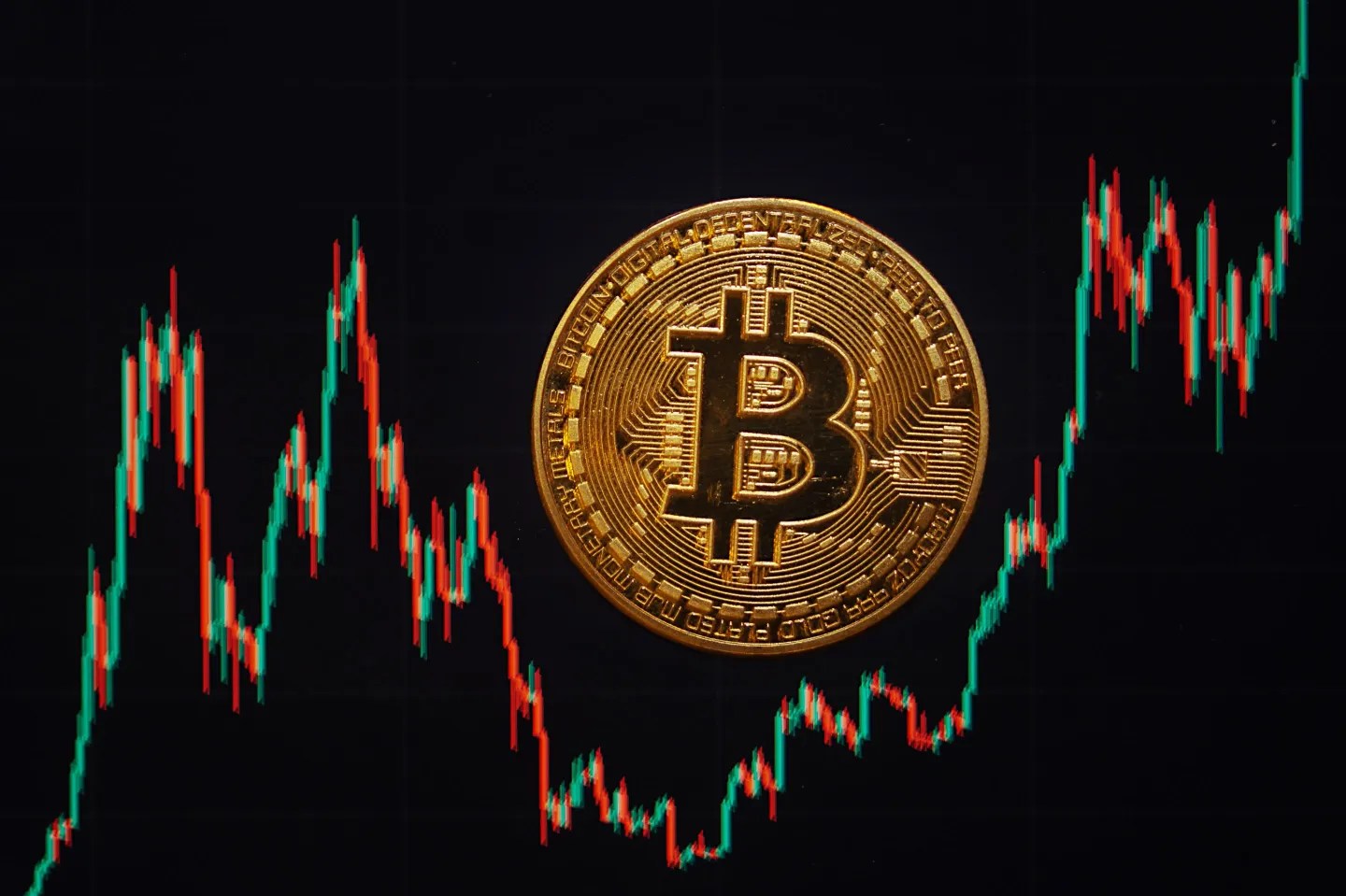 Bitcoin (BTC) NVT Golden Cross s'approche du fond local, tendance à la hausse des prix assurée