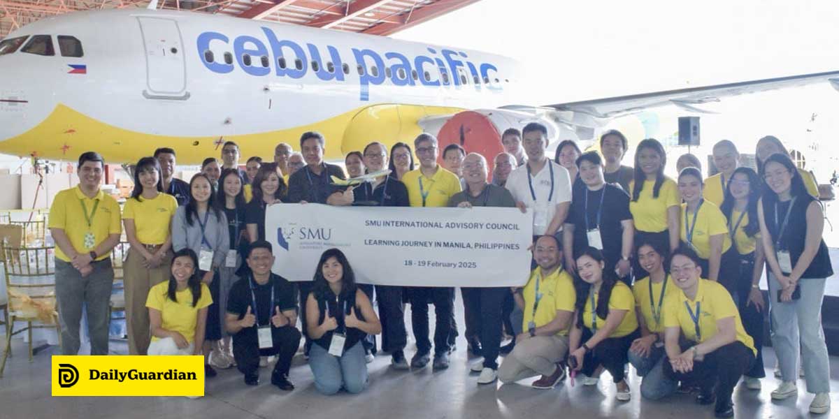 Cebu Pacific begrüßt Fakultäten und Beamte der Singapore Management University für exklusive Aplus -Hangar -Besuch